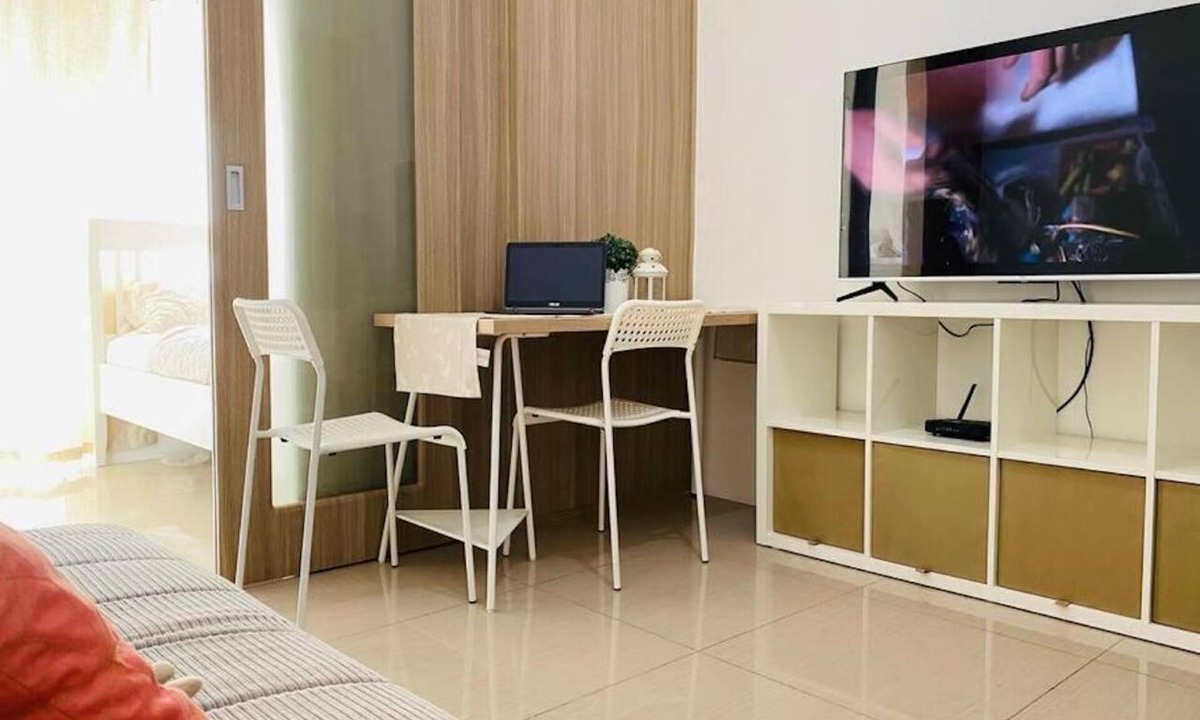Barangay 76 Apartment | Relax in Style: Your Private Paradise Awaits at Dtravellers Home at Shore MOA