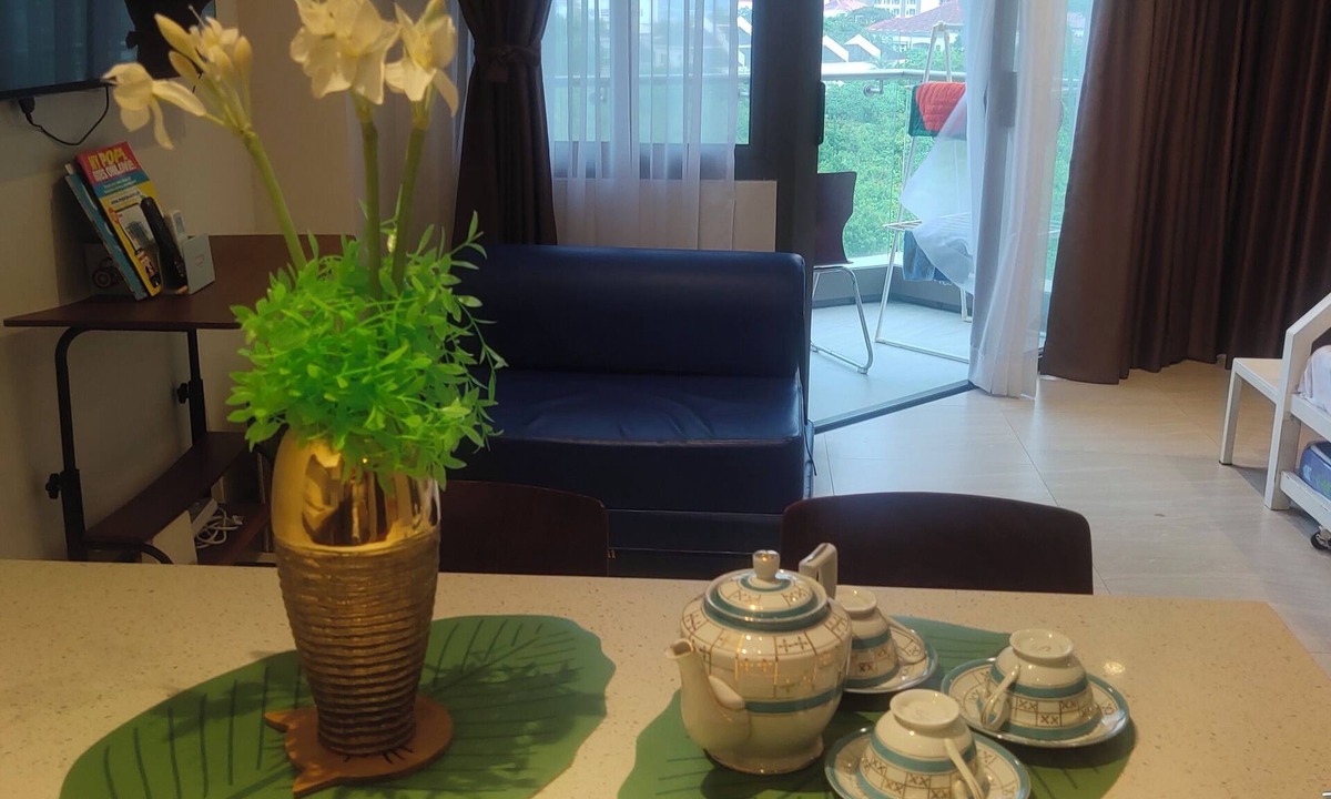 Maribago Hotel | Rent Homecation