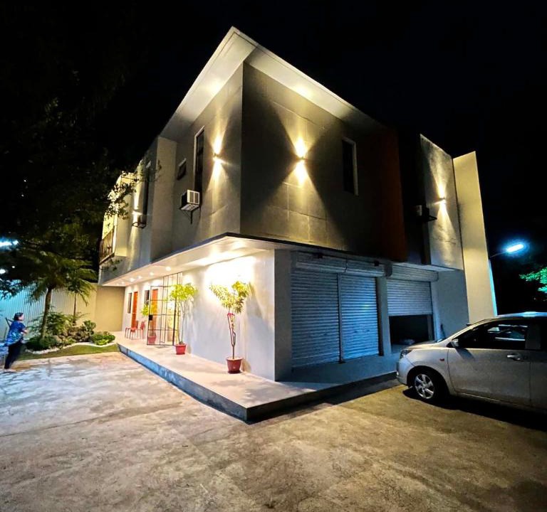 Tacloban Hotel | Residencia de Azucena
