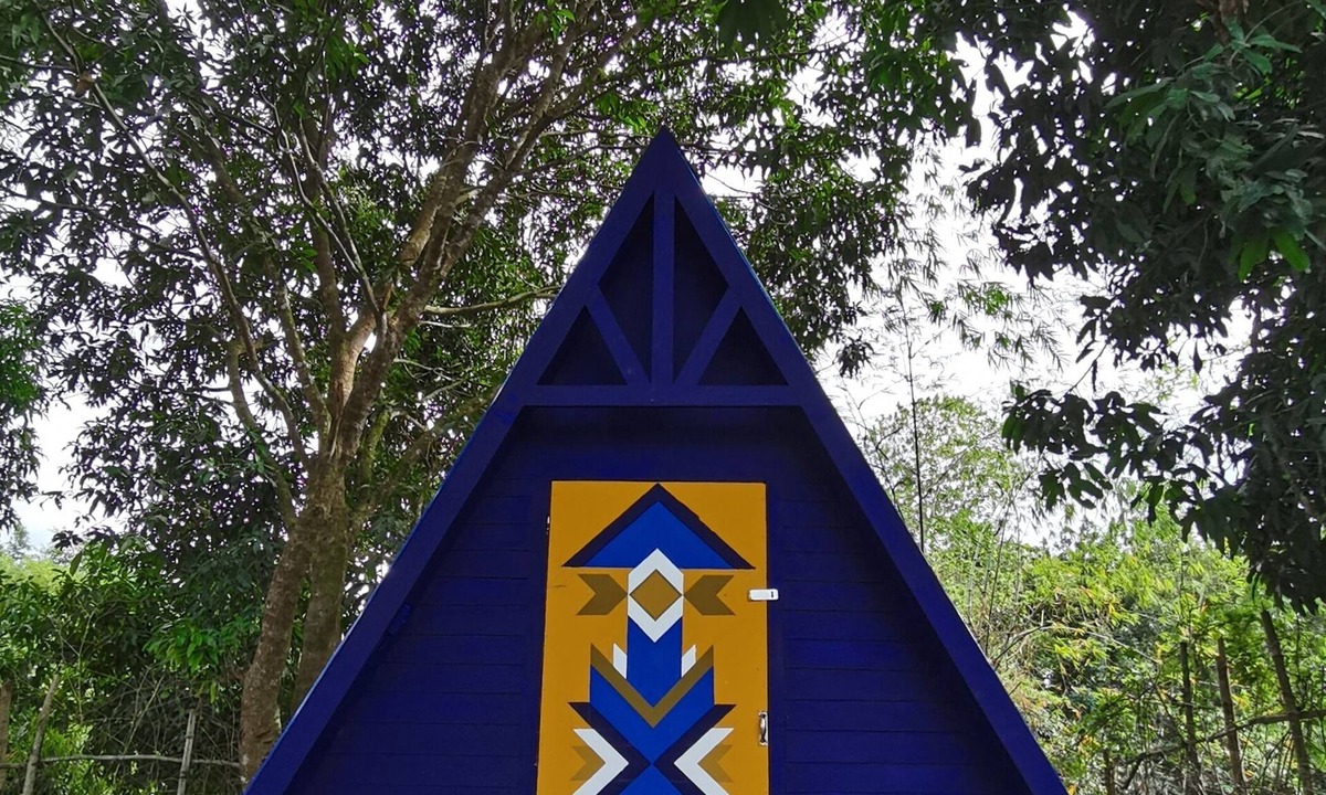 Tayug Villa | Riverside Native guest house and A-framed cabin for family picnic and camping.