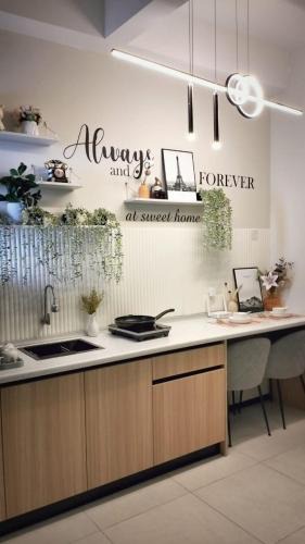George Town Apartment | Romantic Sea View Room @ Urban Suites, Jelutong