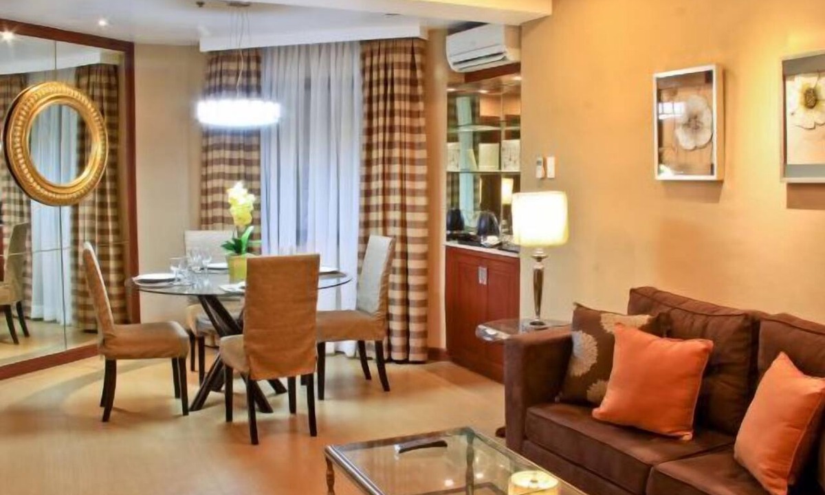 Ozamiz Hotel | Royal Garden Hotel