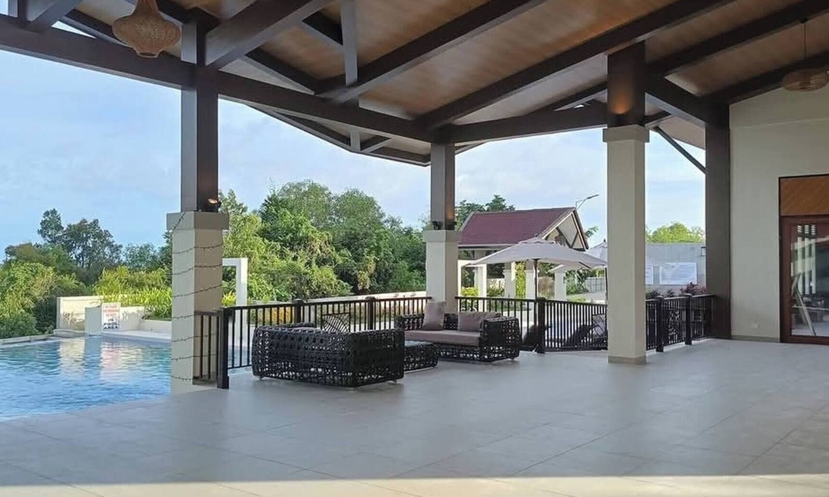 Dauis Condo | Royal Oceancrest Panglao Seaview