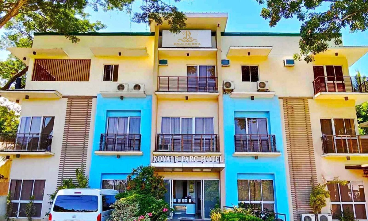 Puerto Princesa City Centre Hotel | Royale Parc Hotel Puerto Princesa Palawan