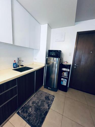 Maribago Apartment | Seaside serenity tambuli condo