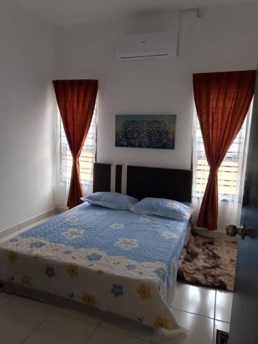 Kluang House | Seri Cempaka Homestay