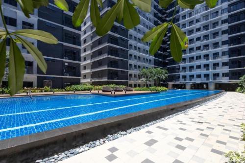 Barangay 76 Apartment | Shore 3 - Cozy Urban Nest 2BR Condo Near MOA and NAIA