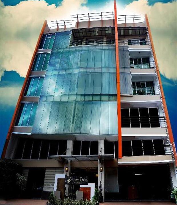Ermita Hotel | Silver Oaks Suites & Hotel