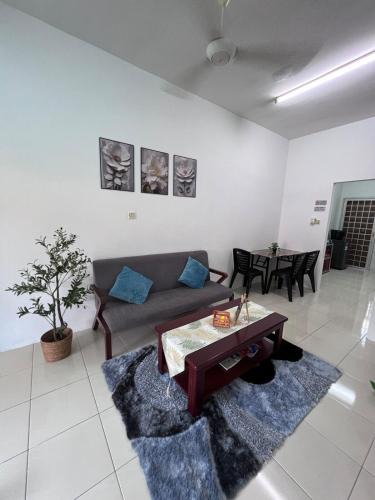 Bintulu House | Simply Comfy House