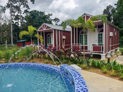 Larut House | Singgah Dusun Azra