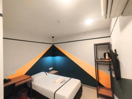 Kampung Bukit Dukong Hotel | Smile Hotel C180 Cheras Selatan