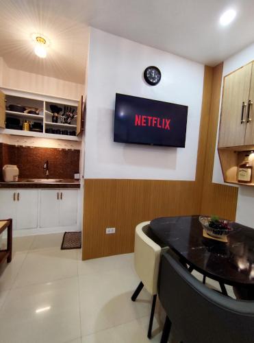 Mabalacat City Apartment | SNOW Studio Apartment - Near Clark International Airport