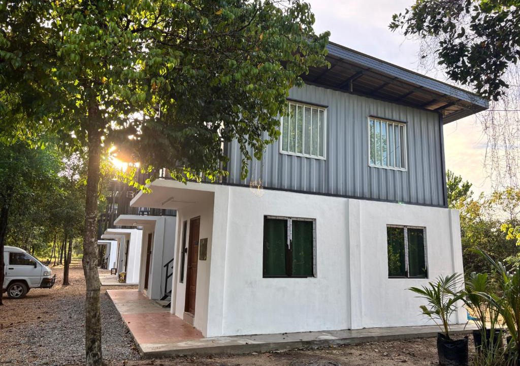 Pasir Mas Hotel | Solar EcoPark Danau To' Uban by KOWBMAS