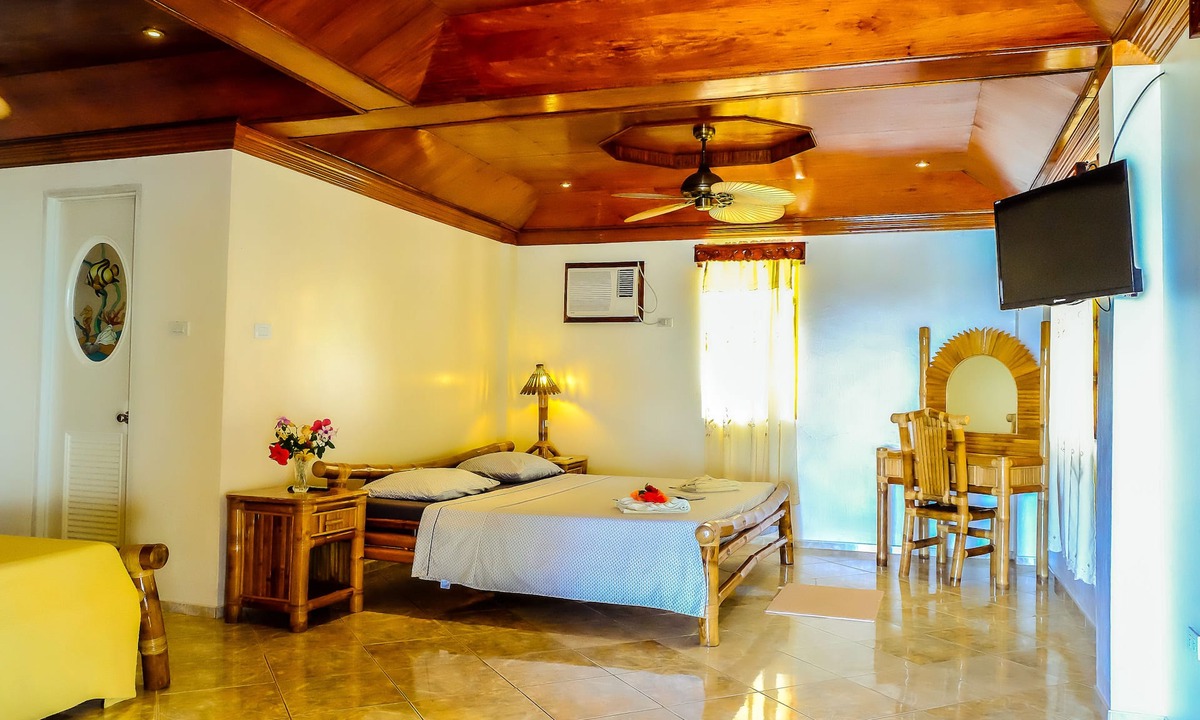 Macrohon Hotel | Southern Leyte Divers