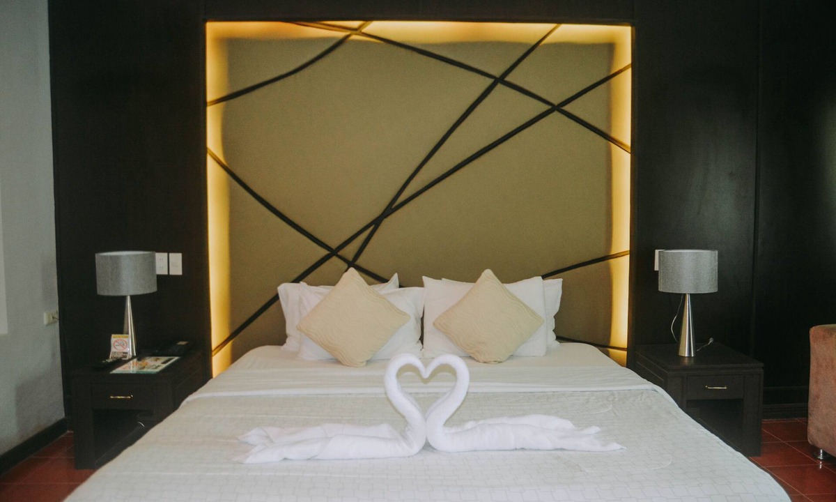 Kabankalan City Hotel | Southgate Inn