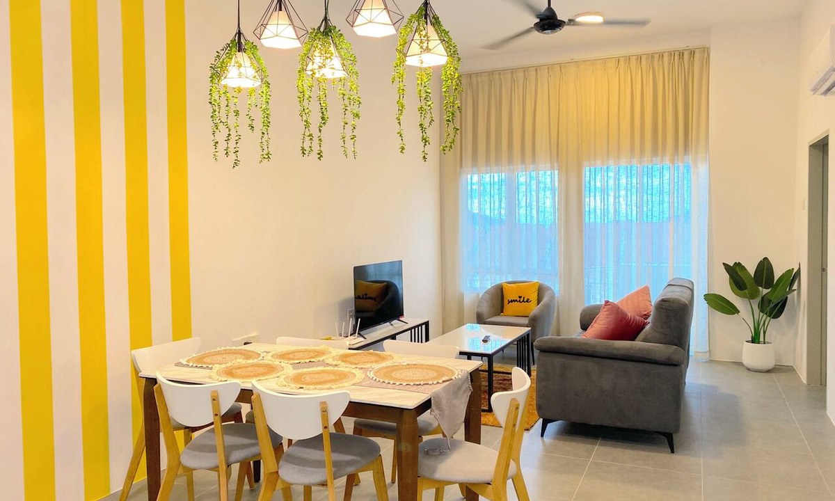 Kuah Apartment | Spacious 3-bedroom family friendly apartment with AC in Langkawi