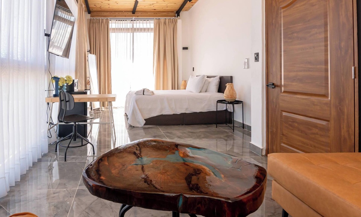 Ensanche Miramar Apartment | Spacious Room with Private Bathroom & Ocean View