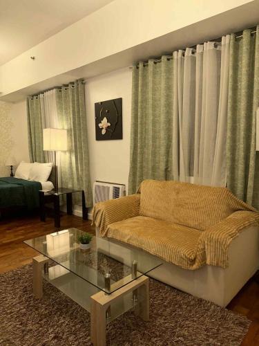 San Lorenzo Apartment | Spacious Studio in Mosaic Tower no Balcony