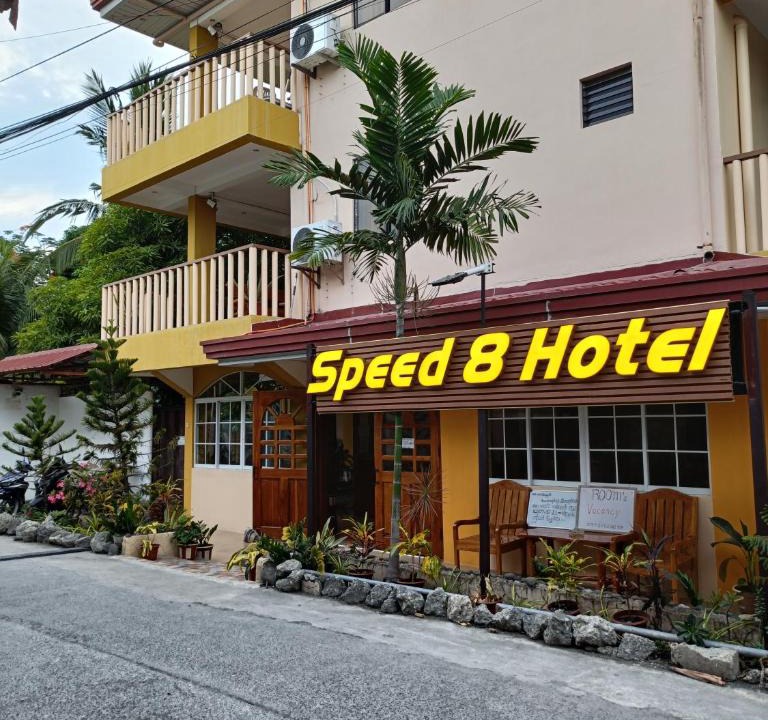 Basdiot Hotel | Speed 8 Hotel