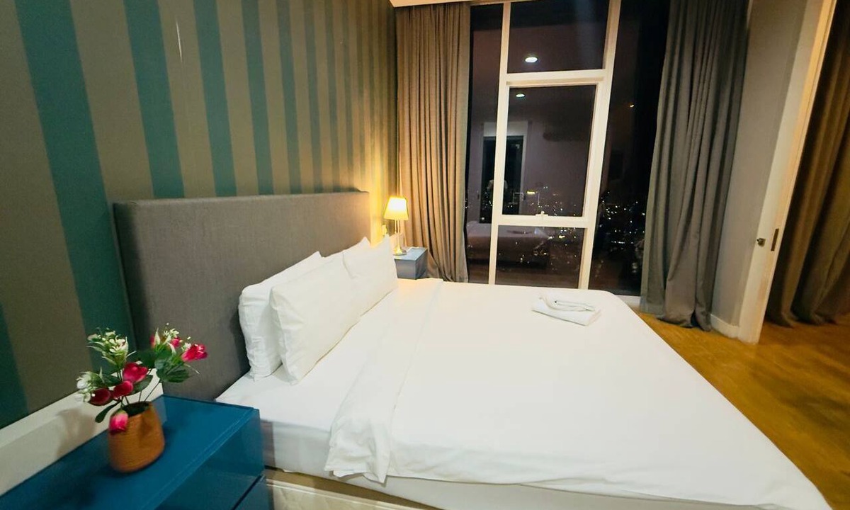 Kuala Lumpur City Centre Hotel | Star Residence Suites KLCC Sky pools