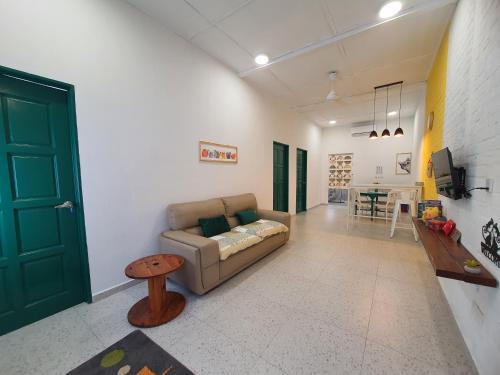 George Town House | Stay Meow Meow Mount Erskine Pet Friendly Single Storey Semi-D Near Gurney Bay