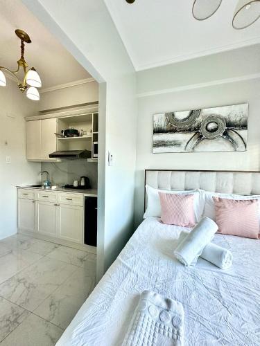 Alabang Apartment | Studio Two Condominium - Olive