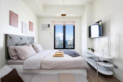 Lahug Apartment | Studio Unit at The Median, Near IT Park with Pool and Fast Wifi