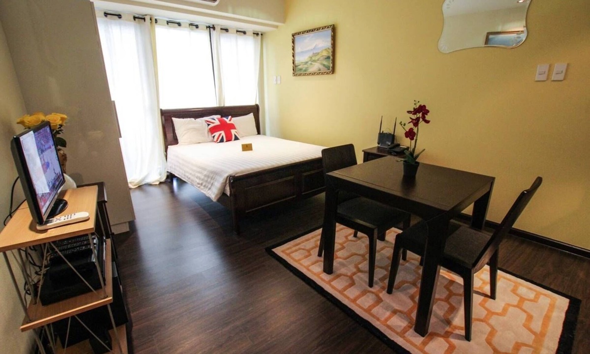 Downtown Apartment | Studio Unit + Wi-Fi @Knightsbridge 0606