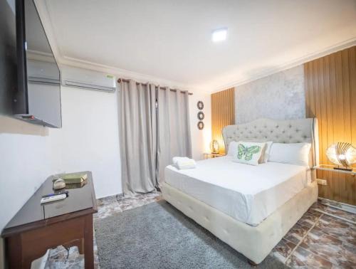 Villas Ana Maria House | Stylish 1r-1b Apt Near The Beach And Main Street