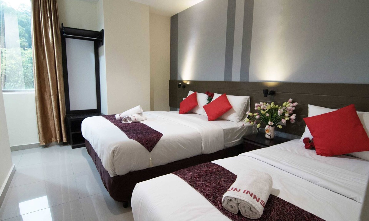 Taman Bunga Ros Hotel | Sun Inns Hotel Sitiawan