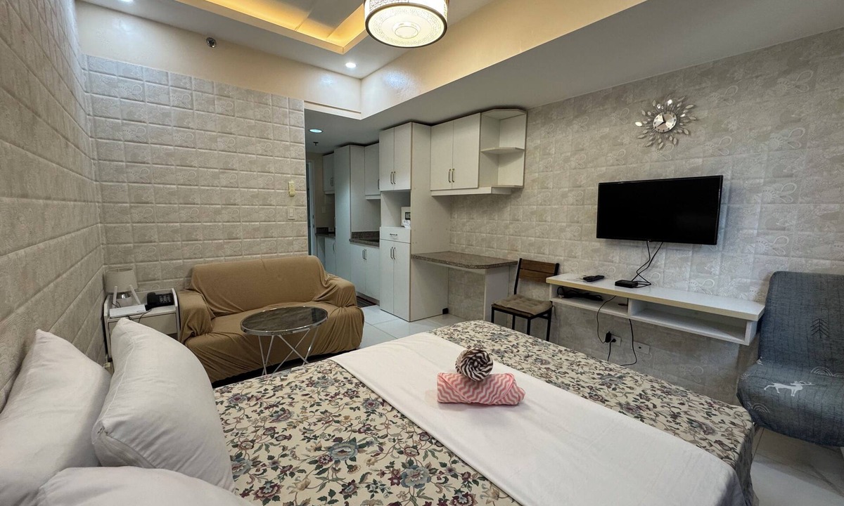 North Reclamation Area Condo | Sunvida Tower across SM City Mall.nEasy access to all your destinations.