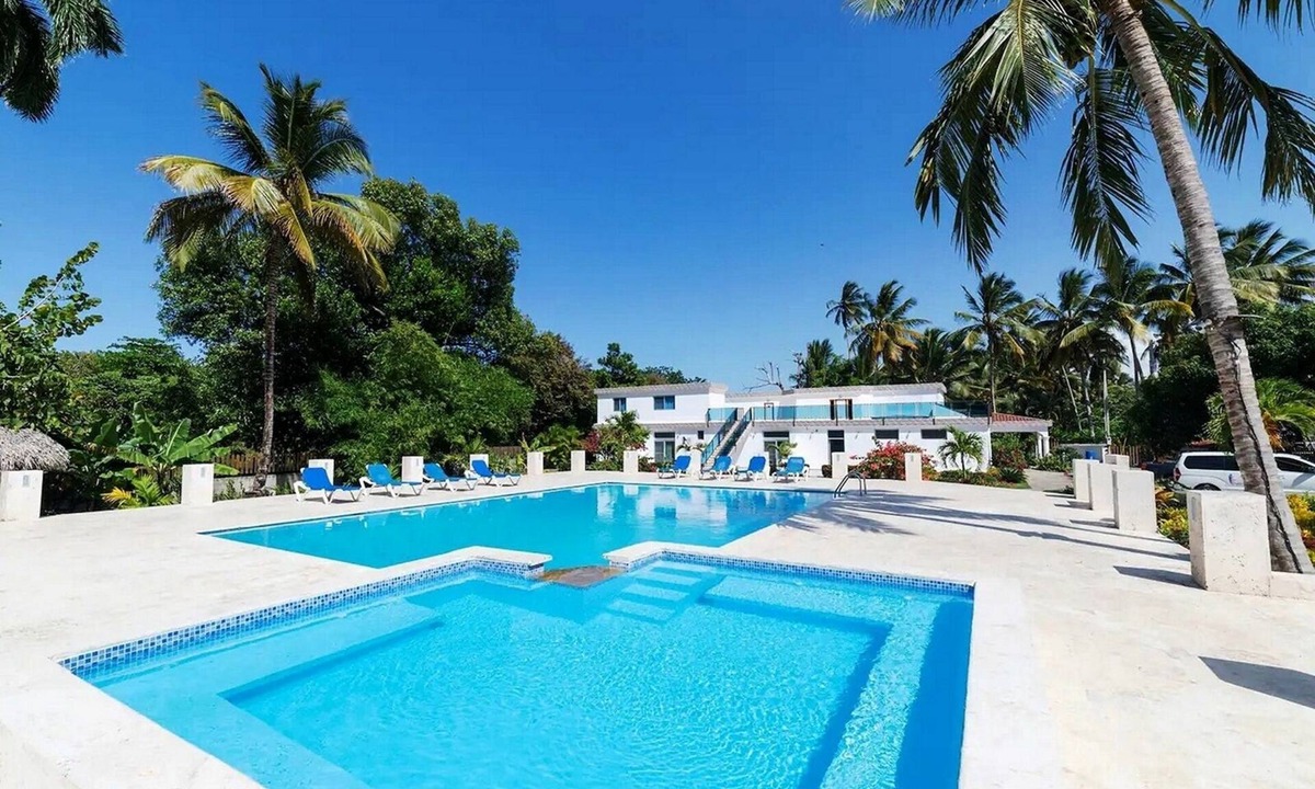 Cabarete Villa | Superb mansion, now bigger and better! Expanded with 12 bedrooms