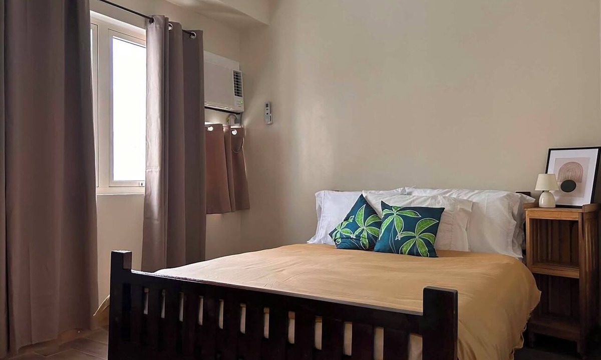 Bacolod Apartment | Sweet Escape Executive Studio at One Regis