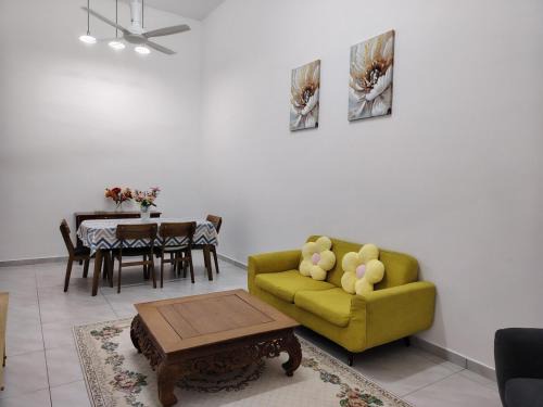 Simpang Renggam House | Sweet homestay