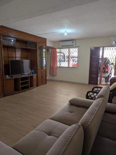 Sandakan House | Syvert's Mawar Homestay