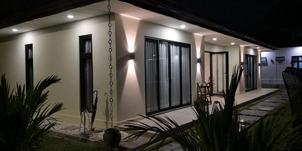 Keliangau House | Szhnn Villa - Spacious Room in Village