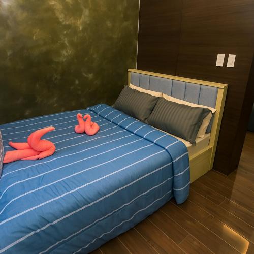 San Antonio Apartment | The Comfy Cove Swim Stream in Central Makati 2272