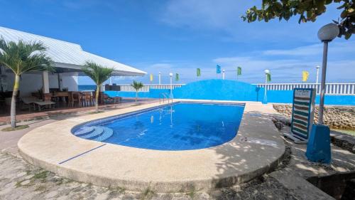 Oslob Hostel | The Lighthouse Resort