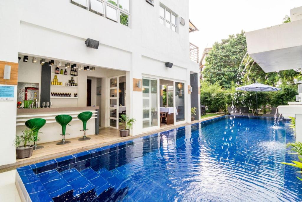 Yapak Hotel | The Orient Beach Boracay