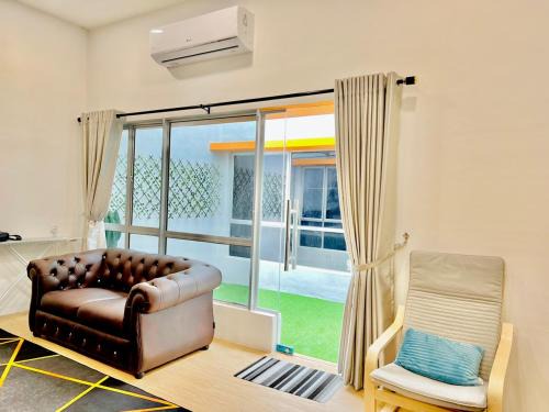 Sri Gading House | The Palace Guest House, Seri Gading Batu Pahat