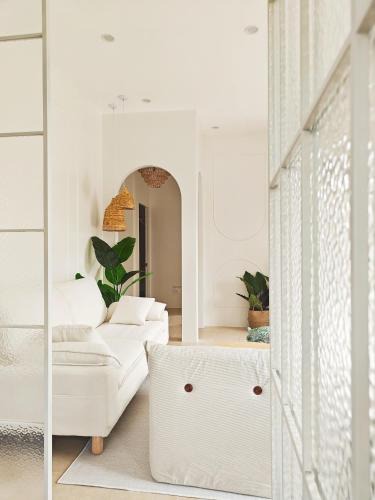 Dauis Apartment | The Shores House