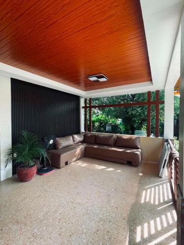 Gerona Apartment | The Sol House