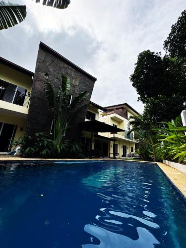 Cordova Villa | The Transient Villa Hotel and Suites
