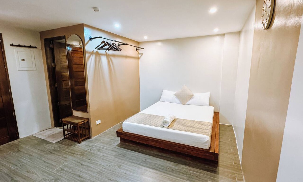 San Pedro House | Tiwis Travellers Inn