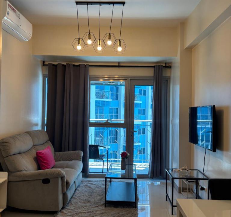 Tambo Apartment | Top Floor Best View Bayshore Residential Resort 2