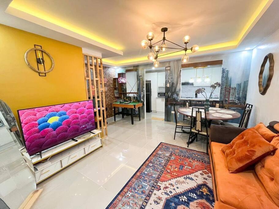 San Fernando Apartment | Townhouse with game area and access to swimming pool