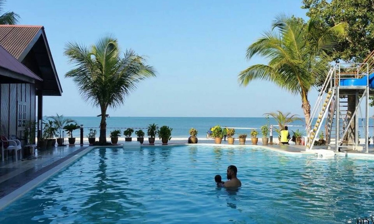 Lubok Buaya Ski Chalet | Treehouse No. 1 Cenang Beach Langkawi