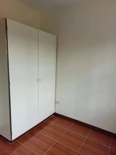 Alabang Apartment | Trillanes cozy apt