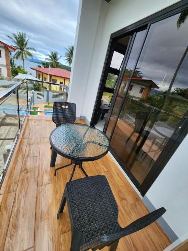 Puerto Galera House | Triple J Villa Puerto Galera