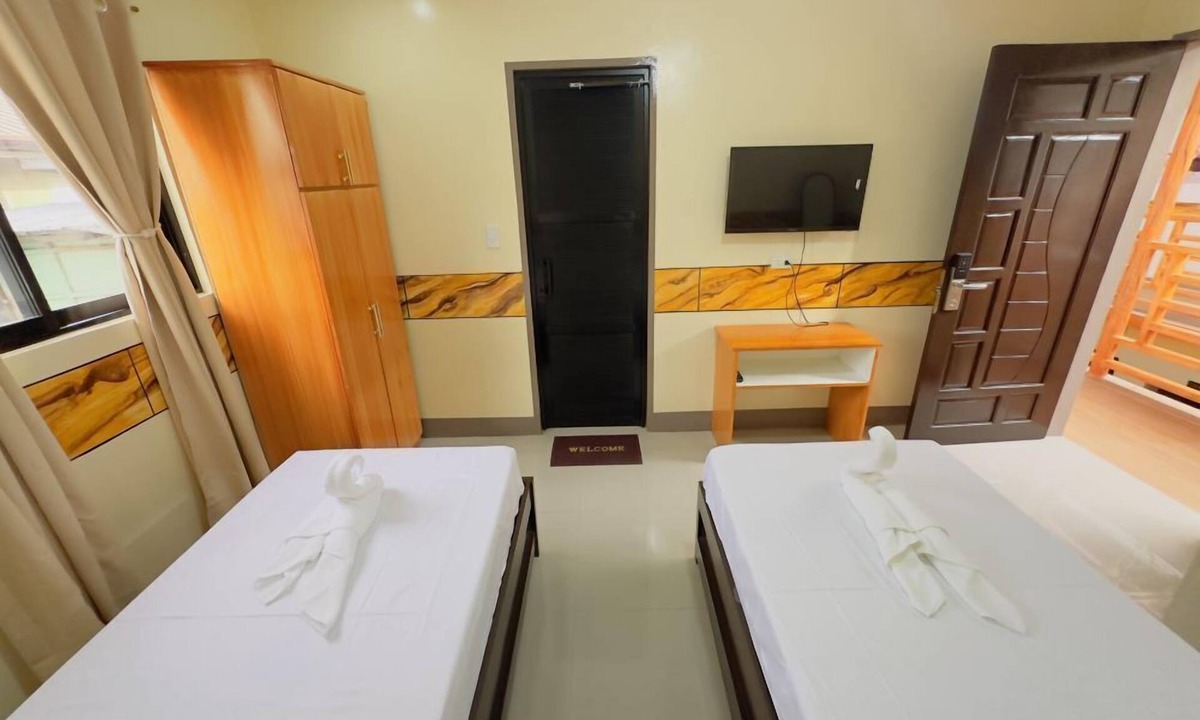 Zamboanga Apartment | Twin Deluxe City Lights Room